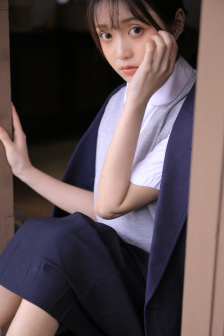 高大丰满熟妇丰满的大白屁股